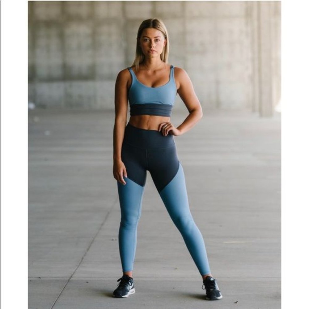 Zyia Active Storm Parallel Luxe Hi-Rise 7/8 24" Leggings Size 2 Blue Gray